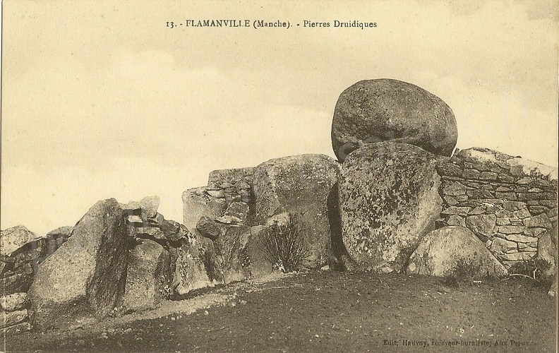 Flamanville (Manche) - Pierres Druidiques