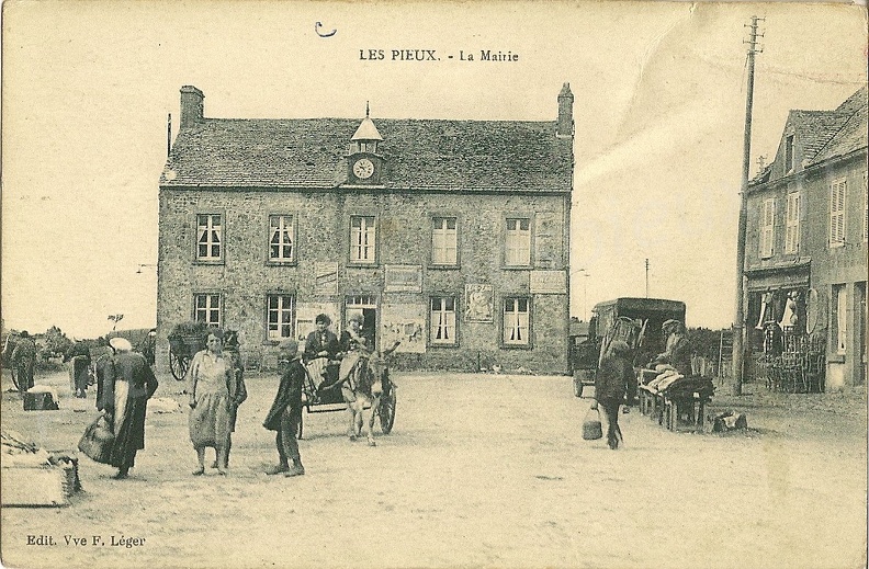 Les Pieux - La Mairie